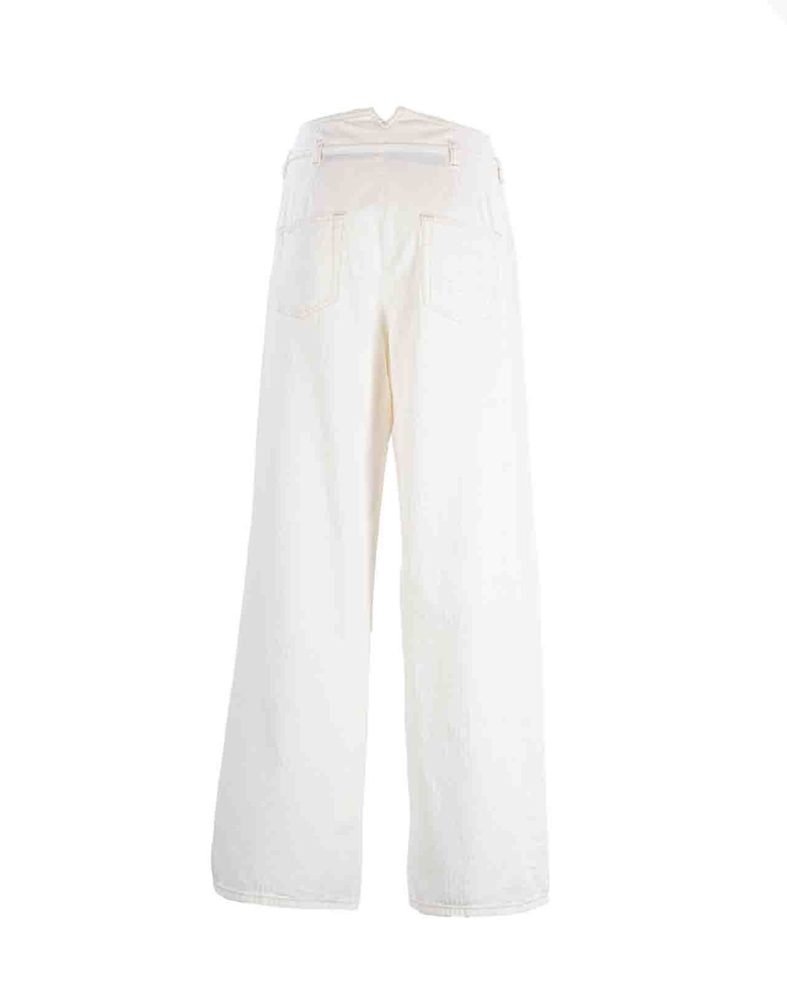 shop ETRO  Jeans: Etro jeans culotte con cintura.
Jeans cinque tasche con gamba che si allarga al fondo e vita alta con cintura rimovibile. 
Motivo chevron ton-sur-ton. 
Impreziosito con fiori, Pegaso e logo ETRO ricamati sulla tasca.
100% cotone.
Vestibilità regular.
Vita alta.
Tasche posteriori.
Chiusura con bottone Pegaso e cerniera.
Fabbricato in Italia.. WRNB0006 AC169-W0111 number 5509367